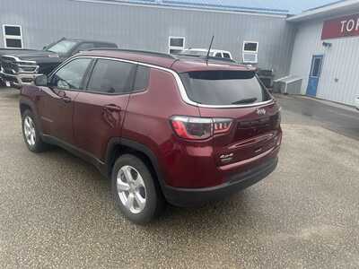 2021 Jeep Compass, $20575. Photo 4