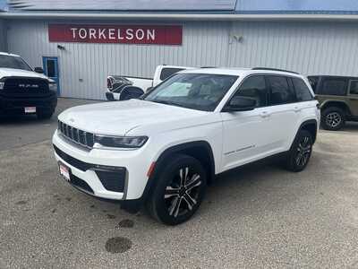 2027 Jeep Grand Cherokee, $47245. Photo 1