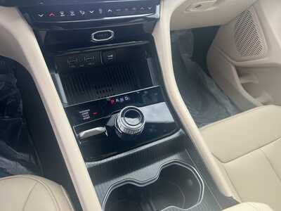 2027 Jeep Grand Cherokee, $47245. Photo 11
