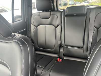 2027 Jeep Grand Cherokee, $47781. Photo 8