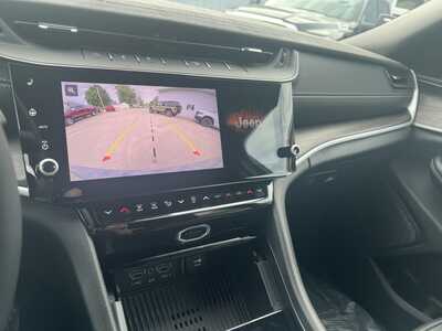 2027 Jeep Grand Cherokee, $47781. Photo 11