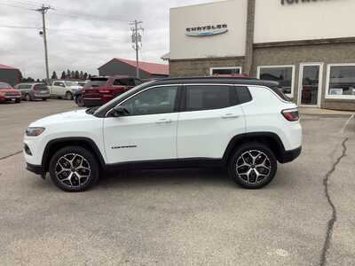 2026 Jeep Compass, $25975. Photo 2