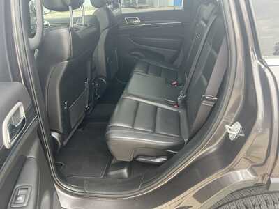 2020 Jeep Grand Cherokee, $20575. Photo 5