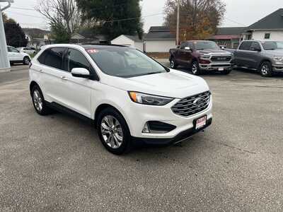 2022 Ford Edge, $24575. Photo 2