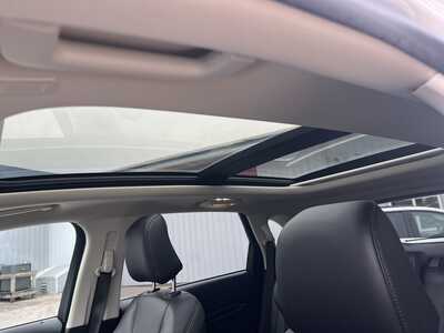 2022 Ford Edge, $24575. Photo 7