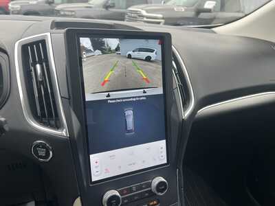 2022 Ford Edge, $24575. Photo 9
