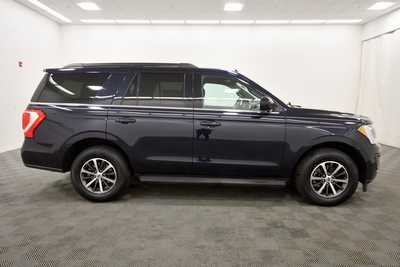 2021 Ford Expedition, $39500. Photo 4