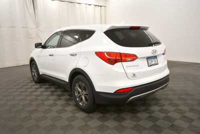 2013 Hyundai Santa Fe, $11995. Photo 8