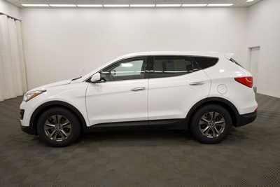 2013 Hyundai Santa Fe, $11495. Photo 9