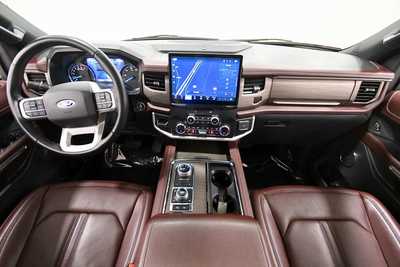 2022 Ford Expedition, $51999. Photo 3