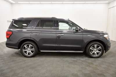 2022 Ford Expedition, $54999. Photo 4
