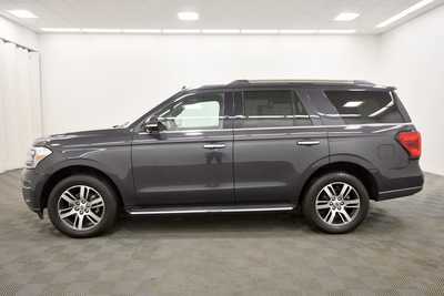 2022 Ford Expedition, $54999. Photo 9