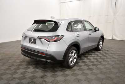 2025 Honda HR-V, $28250. Photo 7