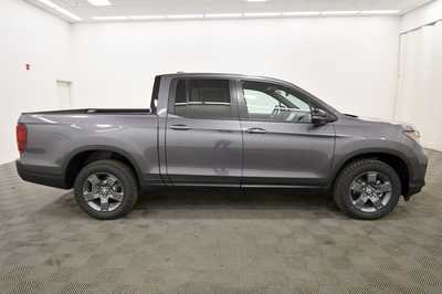 2025 Honda Ridgeline, $44299. Photo 8