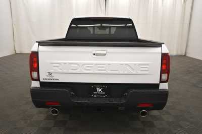 2025 Honda Ridgeline, $45385. Photo 6