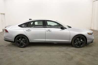 2025 Honda Accord, $36525. Photo 8