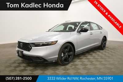 2025 Honda Accord, $36525. Photo 1