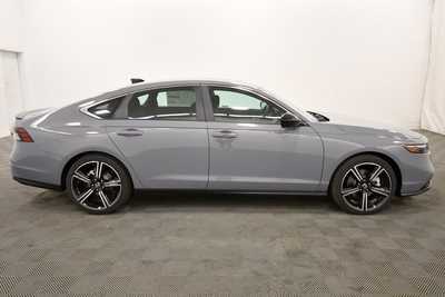 2025 Honda Accord, $35260. Photo 8