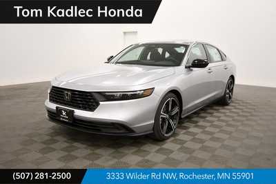 2025 Honda Accord, $34805. Photo 1