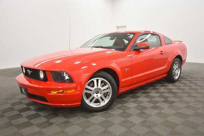 2005 Ford Mustang, $14989. Photo 2