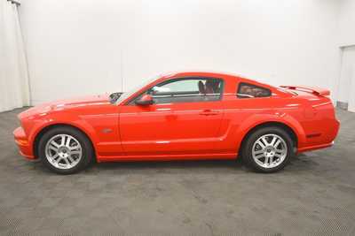 2005 Ford Mustang, $14989. Photo 3