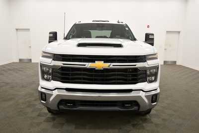 2024 Chevrolet 2500 Crew Cab, $48749. Photo 11