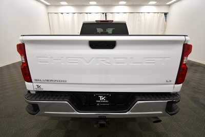 2024 Chevrolet 2500 Crew Cab, $48749. Photo 6