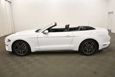 2022 Ford Mustang, $20938. Photo 3