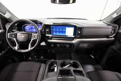 2024 Chevrolet 1500 Crew Cab, $44549. Photo 3