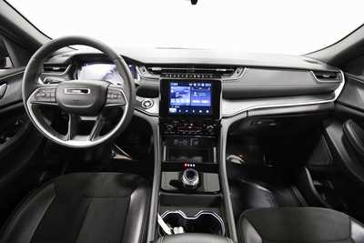 2024 Jeep Grand Cherokee L, $35989. Photo 3