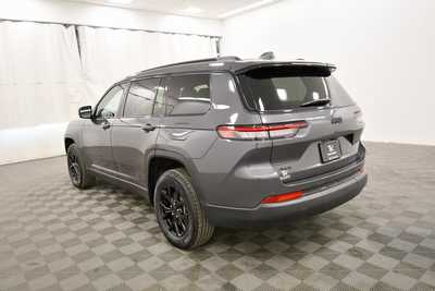 2024 Jeep Grand Cherokee L, $35989. Photo 5