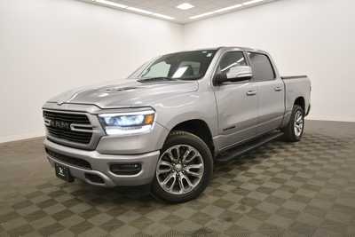 2019 RAM 1500 Crew Cab, $31594. Photo 2