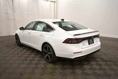 2025 Honda Accord, $35260. Photo 5