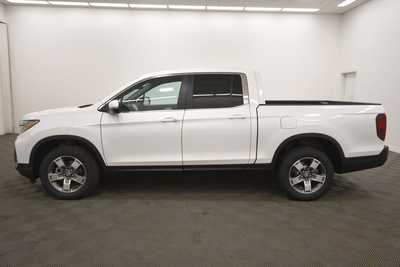 2025 Honda Ridgeline, $46585. Photo 4