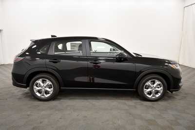 2025 Honda HR-V, $28295. Photo 8