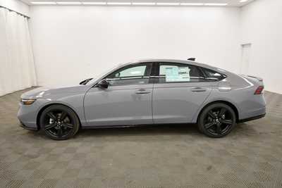 2025 Honda Accord, $36980. Photo 4