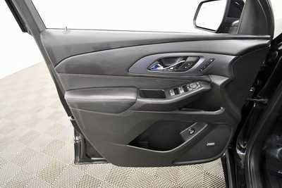 2021 Chevrolet Traverse, $28579. Photo 12