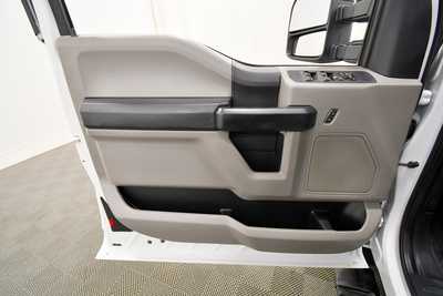 2019 Ford F250 Ext Cab, $21679. Photo 12