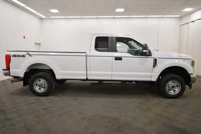 2019 Ford F250 Ext Cab, $21679. Photo 8