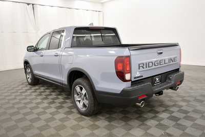 2025 Honda Ridgeline, $45385. Photo 5