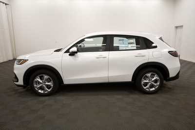 2025 Honda HR-V, $28750. Photo 4