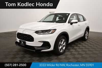 2025 Honda HR-V, $28750. Photo 1