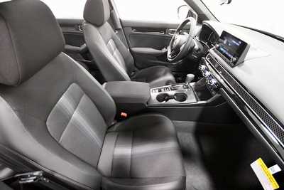 2025 Honda Civic, $30300. Photo 12