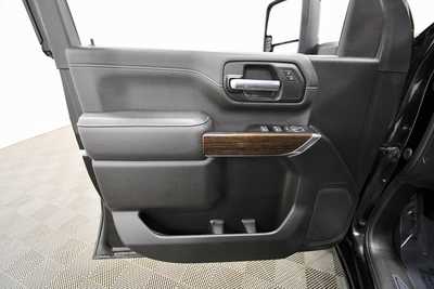 2022 GMC 3500 Crew Cab, $50479. Photo 12