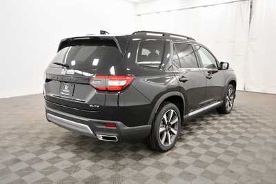 2025 Honda Pilot, $54530. Photo 7
