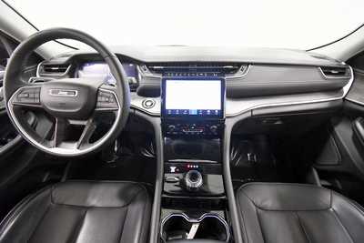2023 Jeep Grand Cherokee, $29930. Photo 3