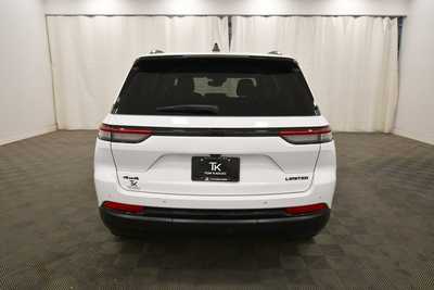 2023 Jeep Grand Cherokee, $29930. Photo 6