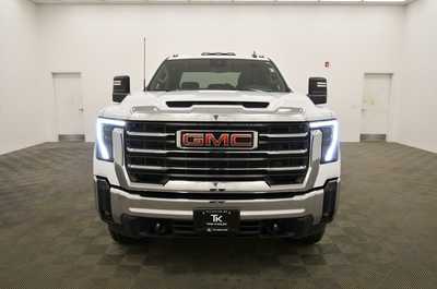 2024 GMC 2500 Crew Cab, $51989. Photo 10