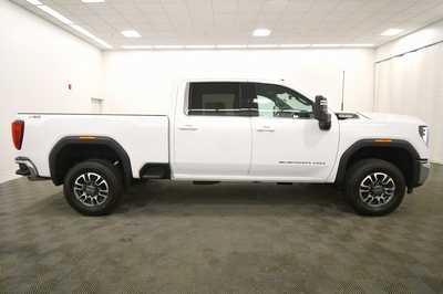 2024 GMC 2500 Crew Cab, $51989. Photo 8