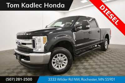 2019 Ford F250 Crew Cab, $43579. Photo 1